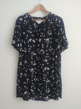 In Every Story 2X 100% viscose button down tunic top blouse black daisy
